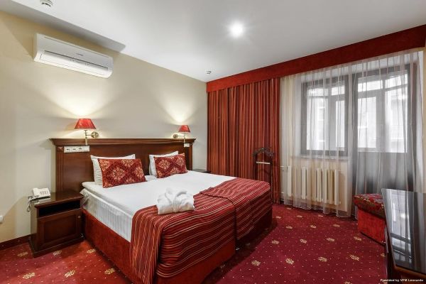 Club Hotel Korona (Kazan')